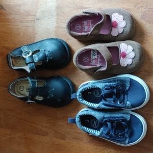 Lot of infant size 3 girls shoes